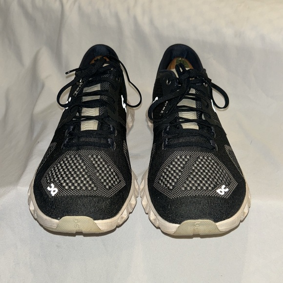 ON Running Cloud X Running Shoes - Picture 2 of 7